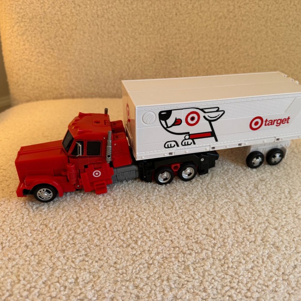 Transformers Target Optimus Prime and Autobot Bullseye Action Figure Set - Picture 9 of 12